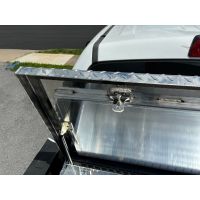 locking contractors truck tool box